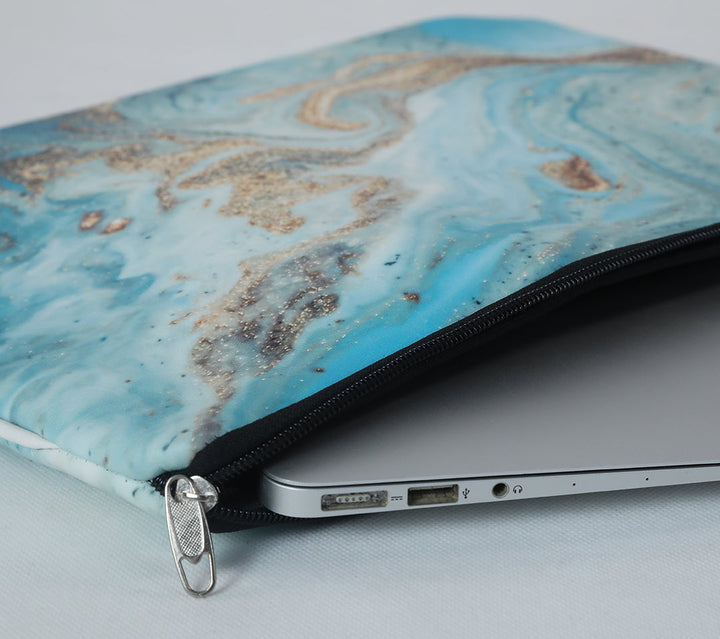 Leather Laptop Sleeves in Egypt. 13 inch & 15.6 inch Laptop pouch. It's suitable for MacBook air sleeve. You can find different designs for laptop cases / laptop covers.