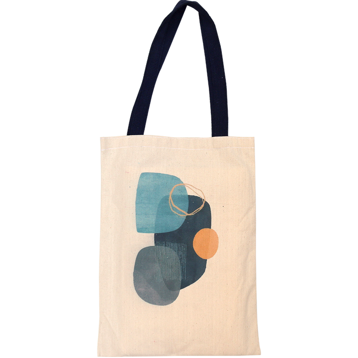 Tote bags in Egypt. Linen is the material used in the shopping bag. There is two different shapes Portrait tote bag & Landscape tote bag. It's Eco-friendly & fashion bag.