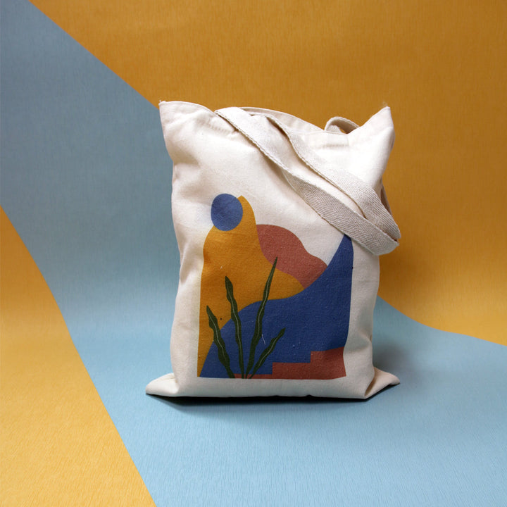 Tote bags in Egypt. Linen is the material used in the shopping bag. There is two different shapes Portrait tote bag & Landscape tote bag. It's Eco-friendly & fashion bag. 