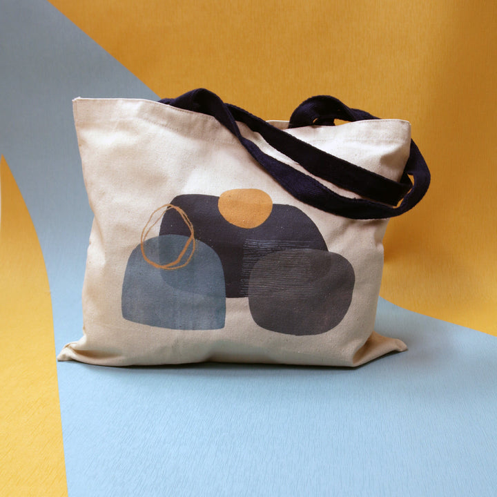 Tote bags in Egypt. Linen is the material used in the shopping bag. There is two different shapes Portrait tote bag & Landscape tote bag. It's Eco-friendly & fashion bag. 