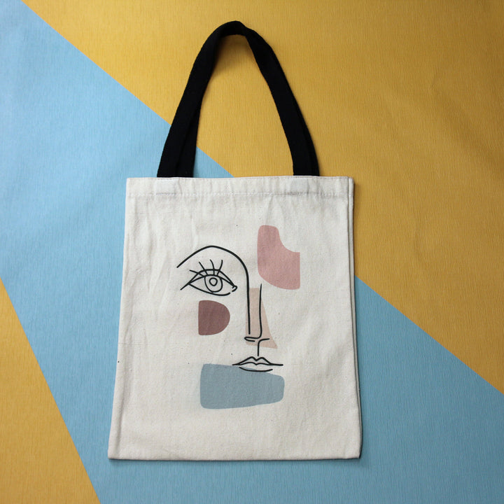 Tote bags in Egypt. Linen is the material used in the shopping bag. There is two different shapes Portrait tote bag & Landscape tote bag. It's Eco-friendly & fashion bag. 