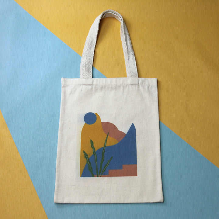 Tote bags in Egypt. Linen is the material used in the shopping bag. There is two different shapes Portrait tote bag & Landscape tote bag. It's Eco-friendly & fashion bag. 