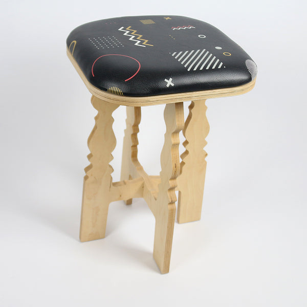 Mashrabeya Seat - Geometric Line Shapes