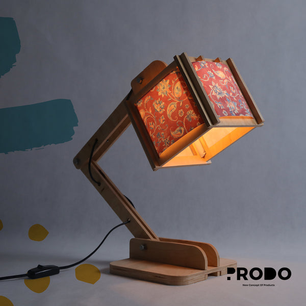 Robot Desk Lamp - Purple Floral